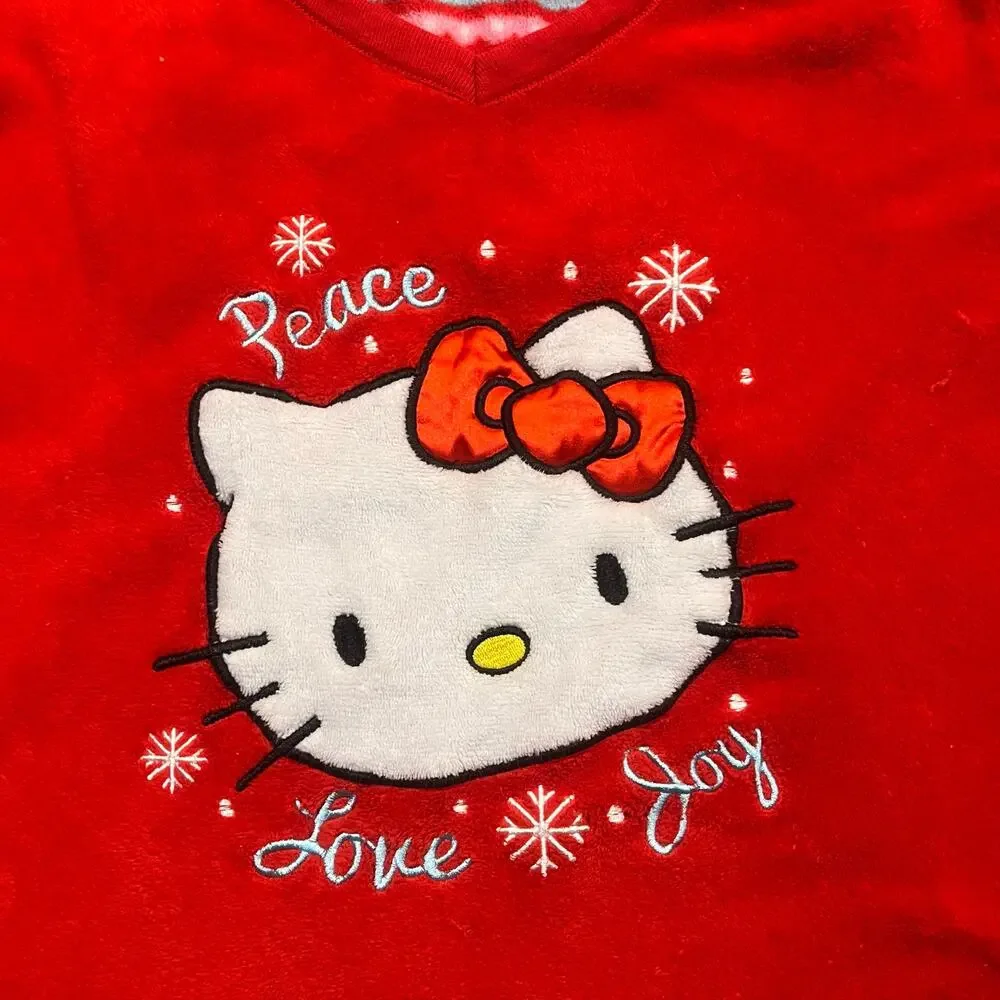 Hello Kitty Girls Small 4-6 Pajamas Shirt Pace Love Joy Red Snow Flake‎